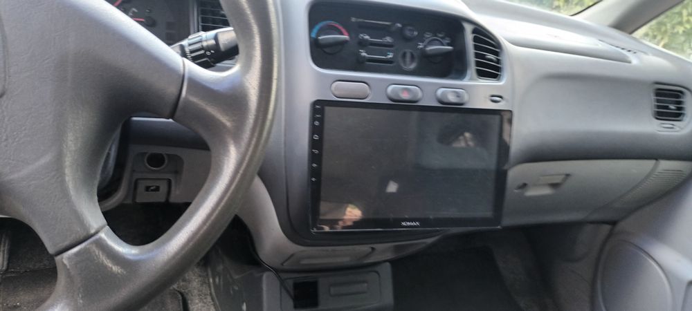 Mitsubishi space gear GLX