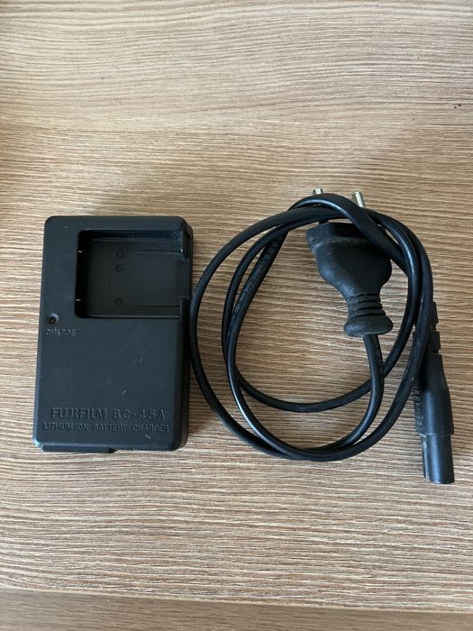 Фотоапарат Fujifilm Finepix, 7,2 Mp (+подаръци)