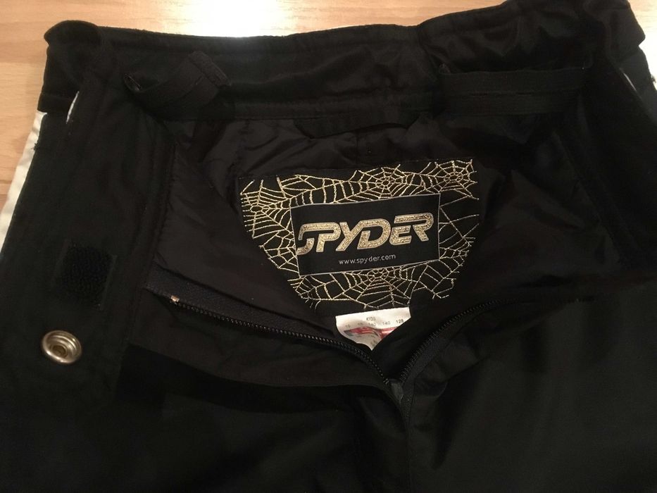 Ски грейки и яке