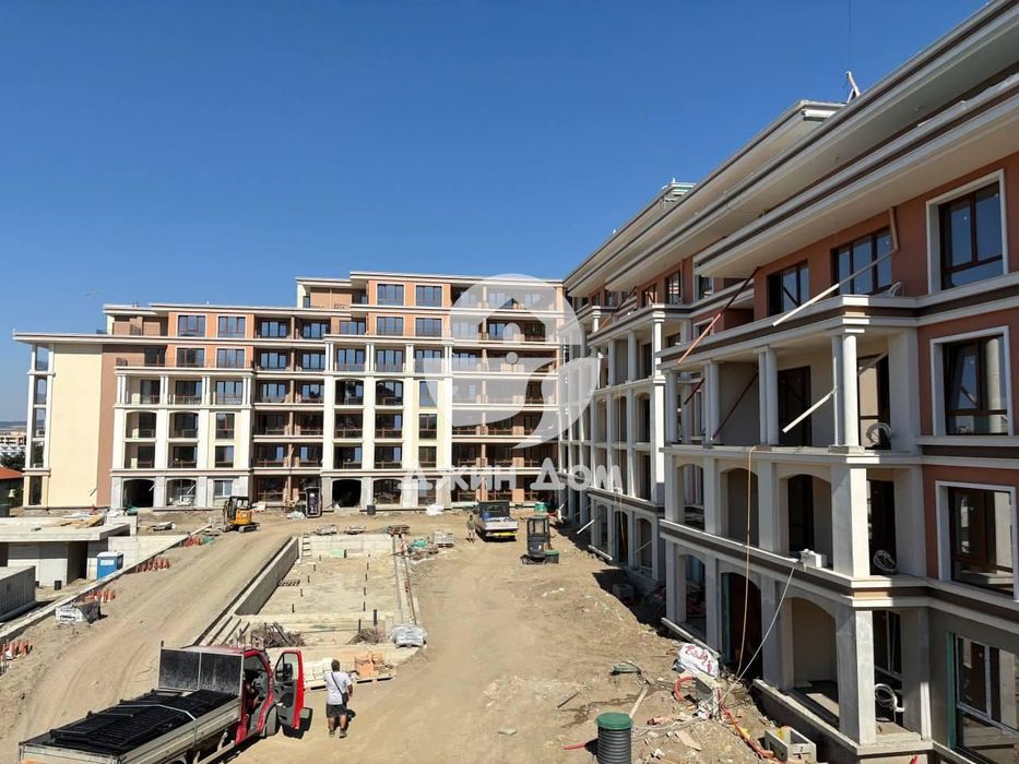 Продава се Двустаен апартамент в к.к. Слънчев бряг - 65 кв.м за 2154 €/кв.м - Снимка #12