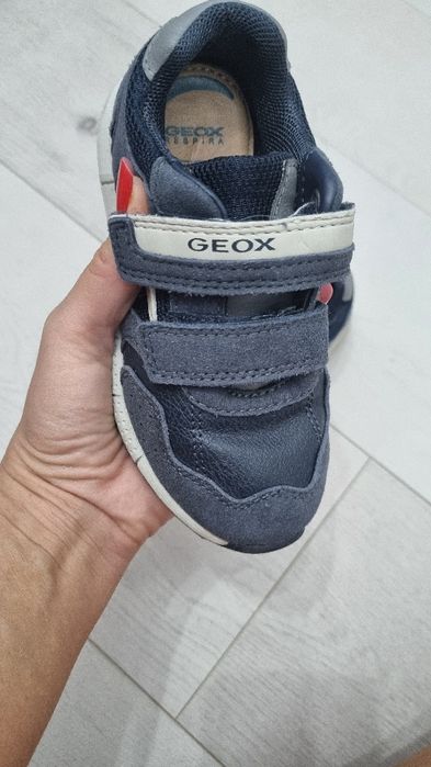 Adidasi Geox marimea 27