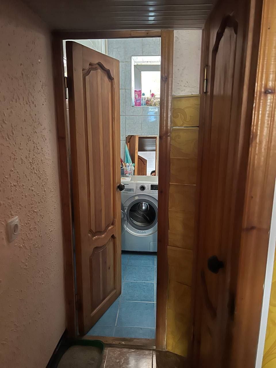 Продается 3 х комнатная квартира Кибрай Центр  Хокимият