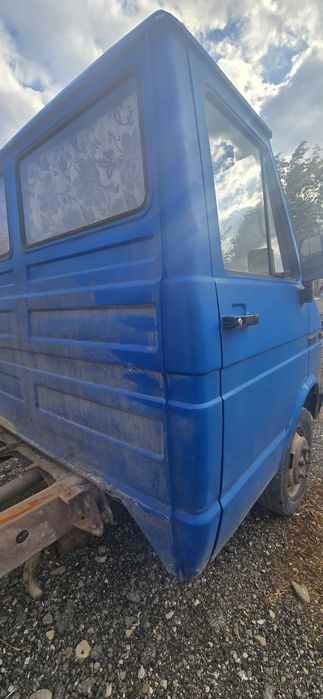 Dezmembrez piese iveco 2,5d 35c8 cutie 5 Trepte Pompa basculare