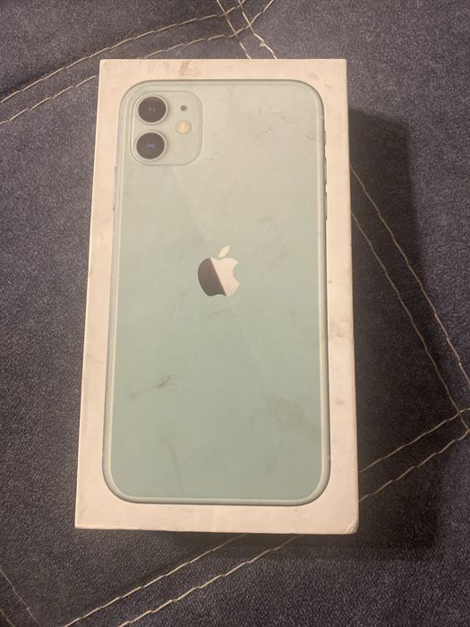 Продам iPhone 11 зелёного цвета