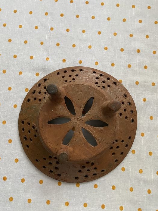 Storcator de branza din ceramica