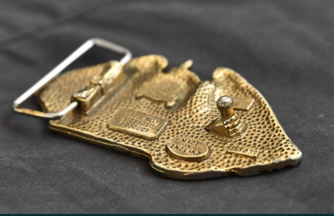 Vand  Pafta  Vintage  Queen