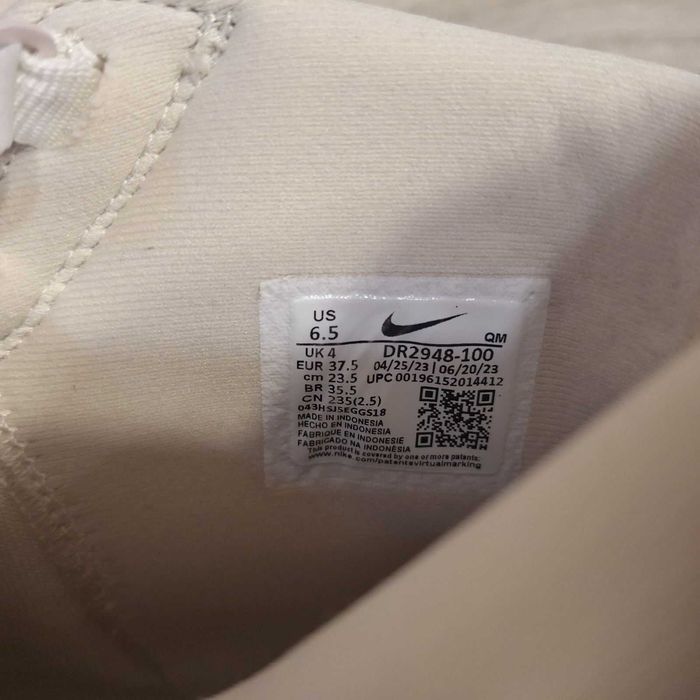 Спортни обувки Nike и Guess /90лв Nike и 80лв Guess/