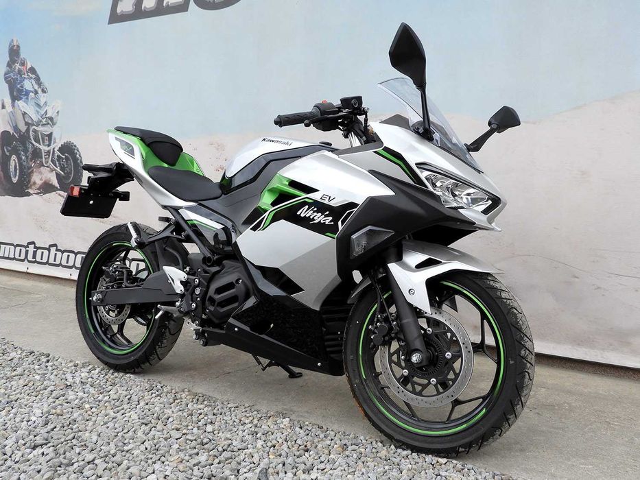Motocicleta Kawasaki Ninja e-1 2024 | Rate | Leasing