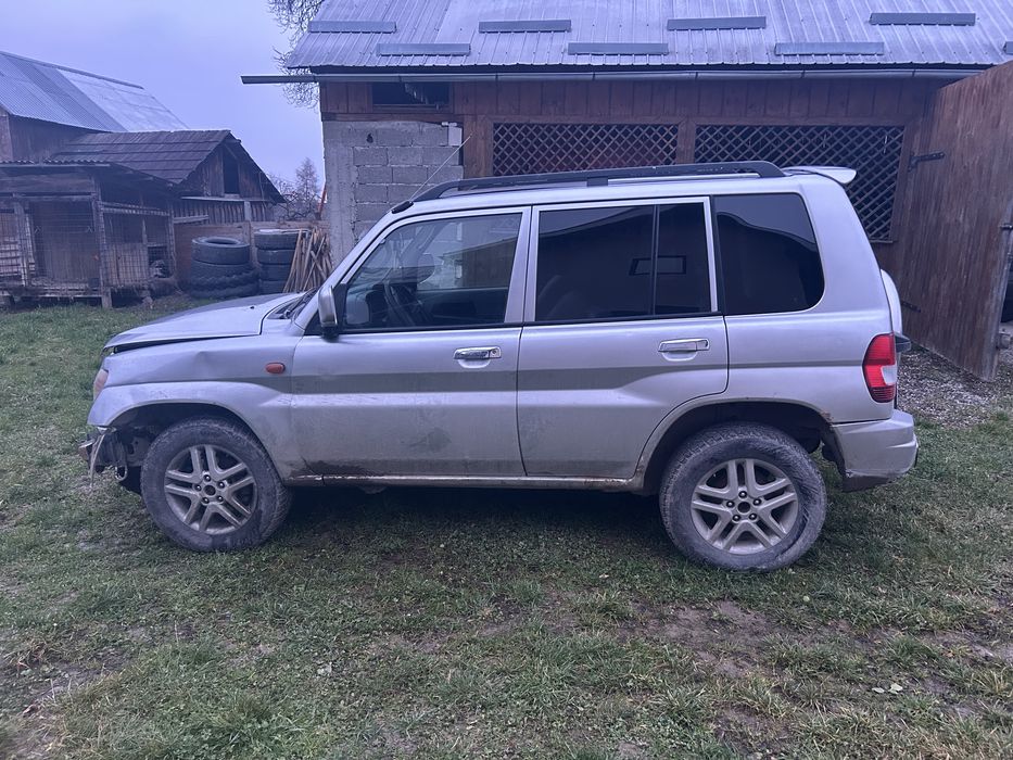 Vand mitubishi pajero pinin avariat