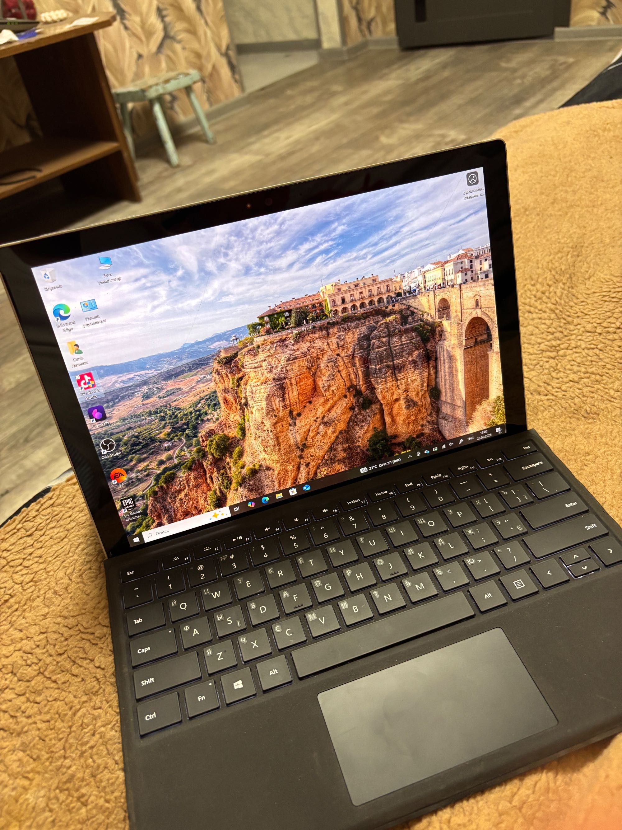 Micrasoft surface pro 4 8gb ozu 512pzu обмен айфон