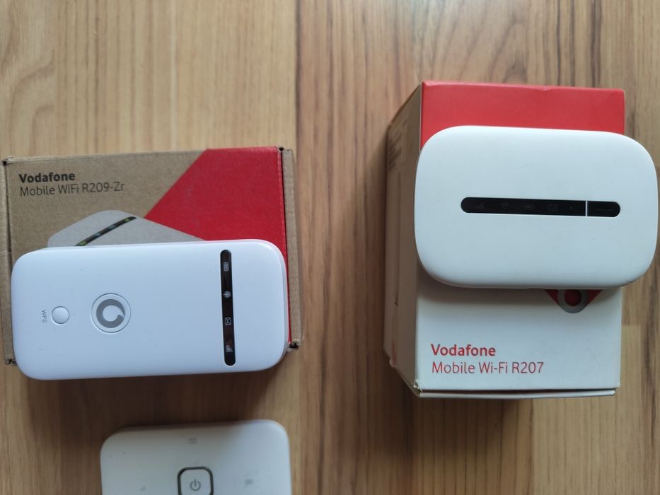 Lot 3 routere/modem wi-fi portabile Vodafone