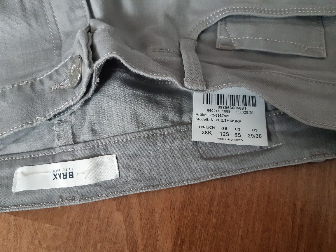 Pantaloni dama marca Brax noi