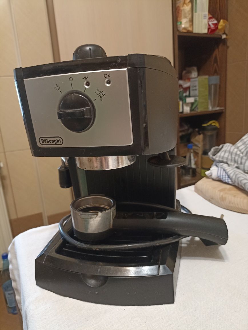 Espresor delonghi