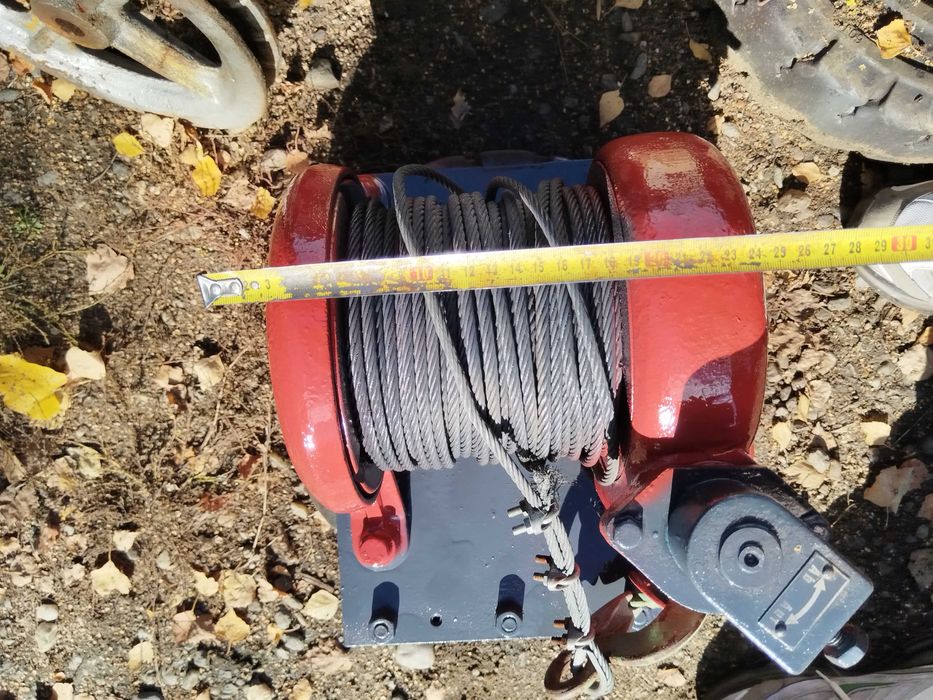 Troliu tractor lemne