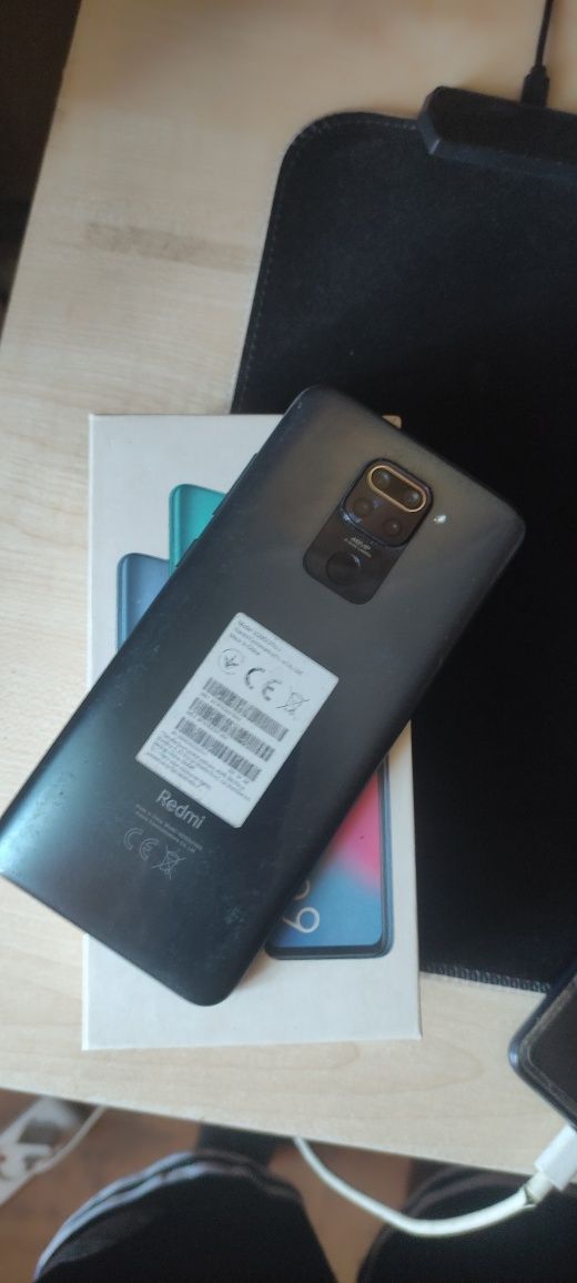 Продам смартфон Redmi note 9a,в отличном состоянии,имеется коробка