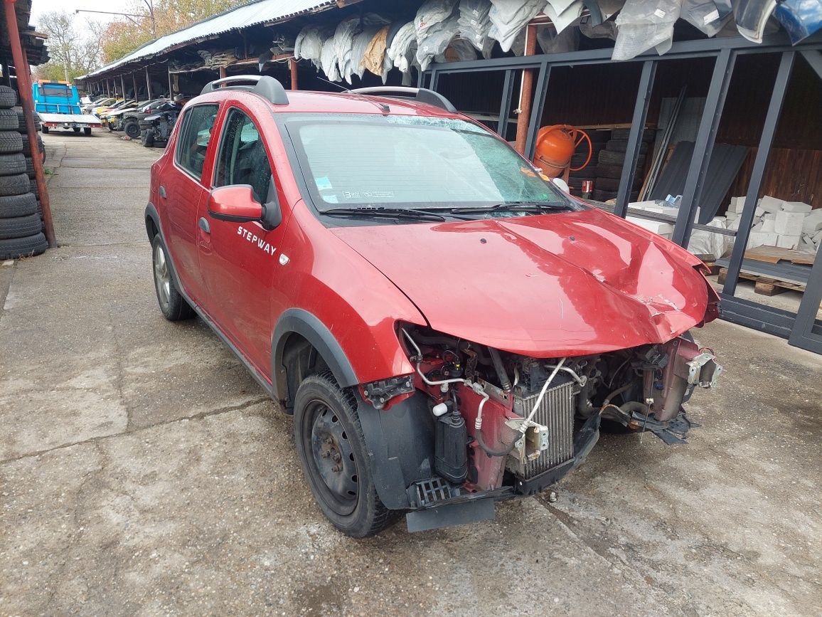 Dezmembrez Dacia Sandero Stepway 2015 0.9 tce full