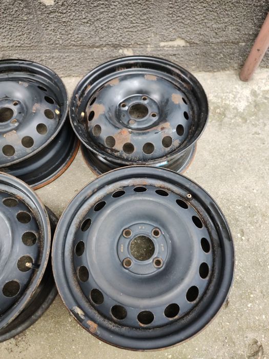 Vând Set Jante 4x100 R15 Dacia Logan MCV Sandero Renault Clio Modus