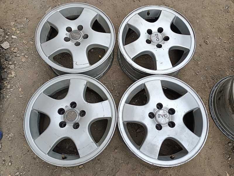 Продам оригинальные легкосплавные диски