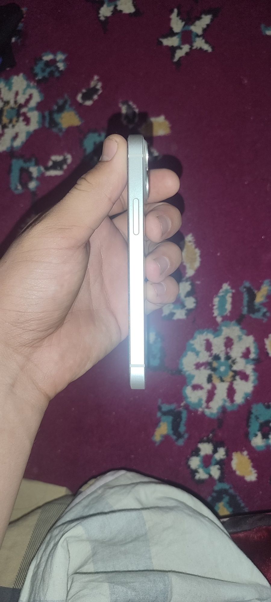 Iphone 13 mini 300$