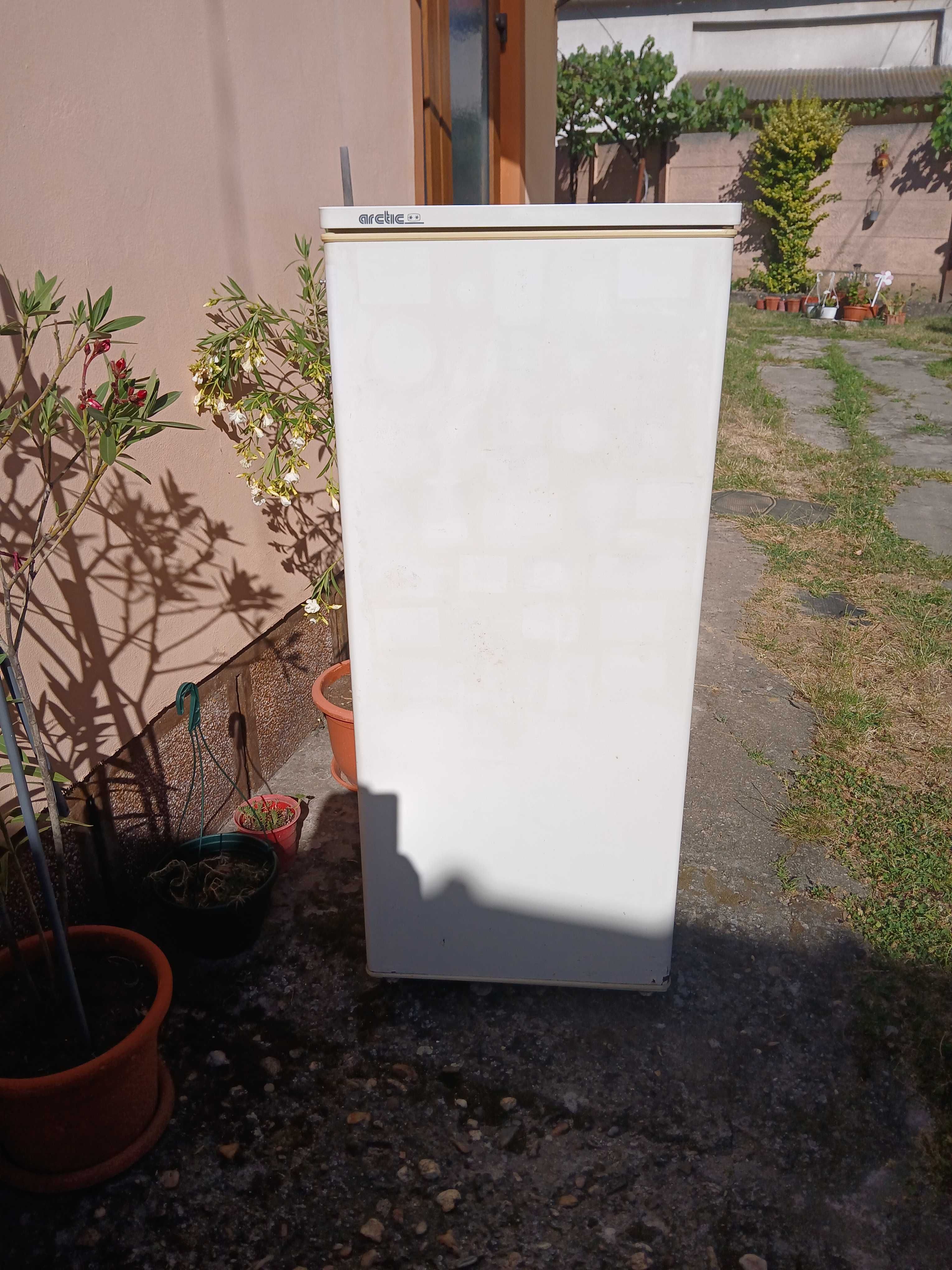 Vând frigider stare bună de funcționare