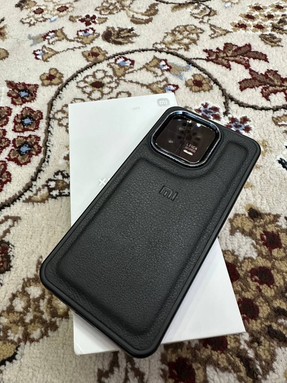 Skidka! Xiaomi 13 Flagman 5G   8/256  , CDMA Perfectum Sdma Perfektum