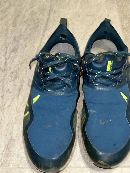 Nike обувки зелени