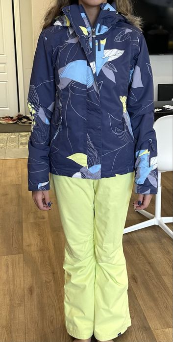 Костюм б/у горнолыжный женский Roxy. Размер XS. На рост 163-167 см.