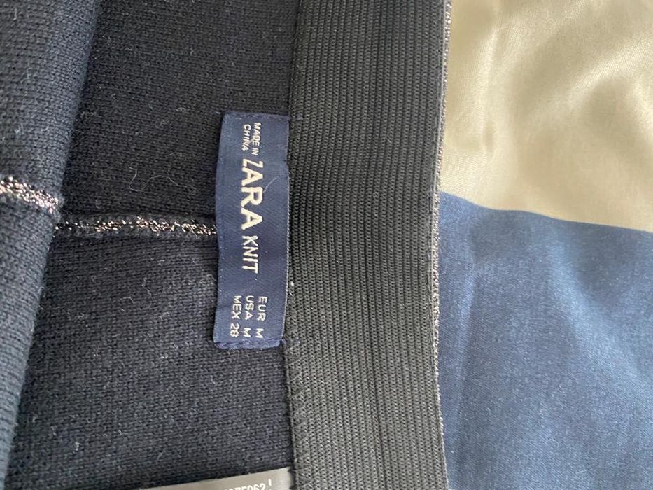 Pantaloni cu sclipici Zara