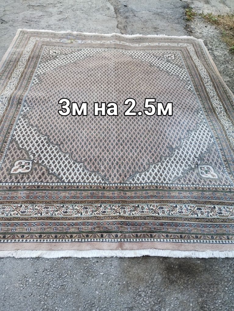 Ръчно тъкани вълнени Антични килими и пътеки.Цени по договорка.