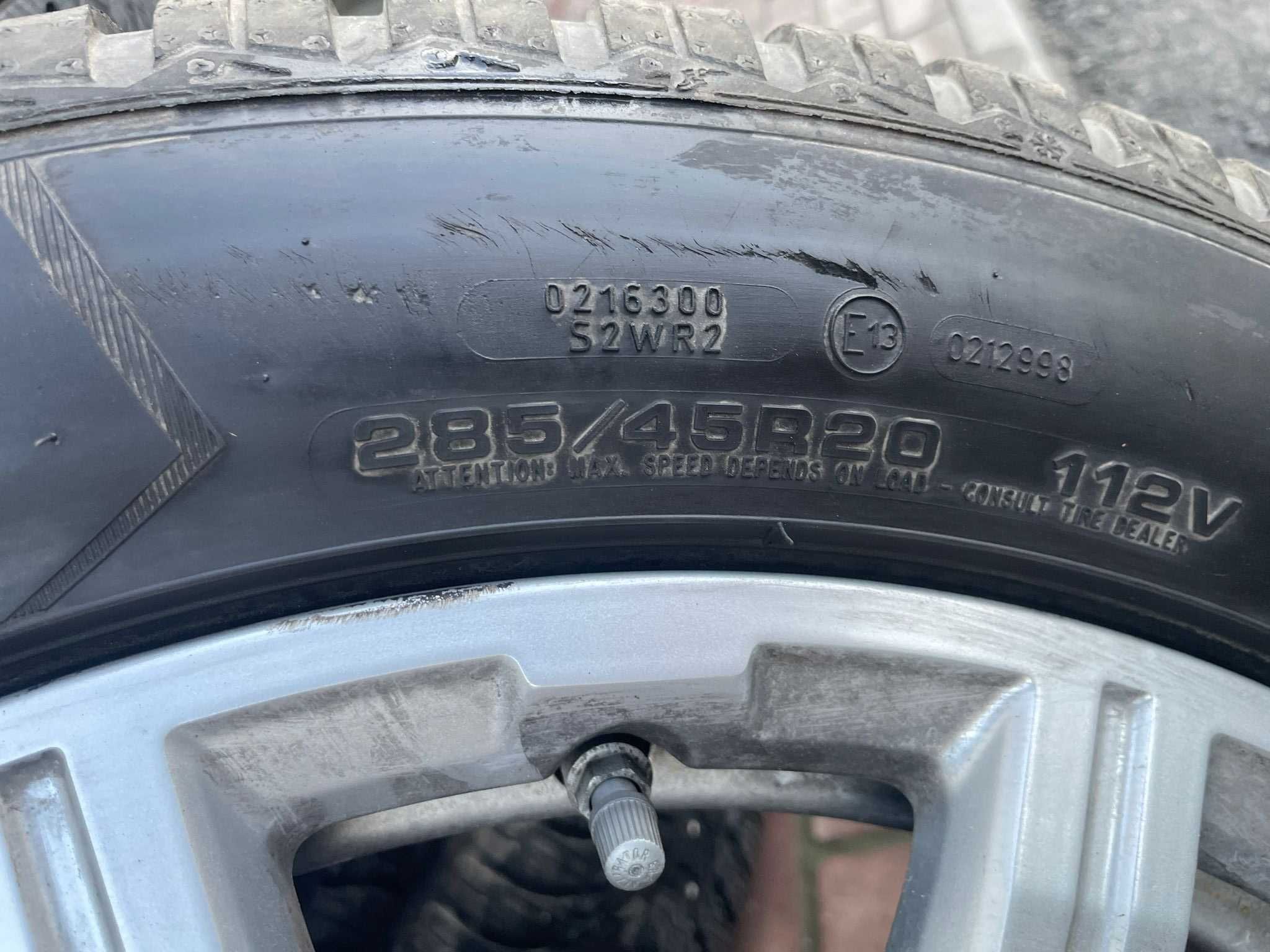 Jante Roti Audi Q7 Cauciucuri Iarna GoodYear 285 45 20 5x112