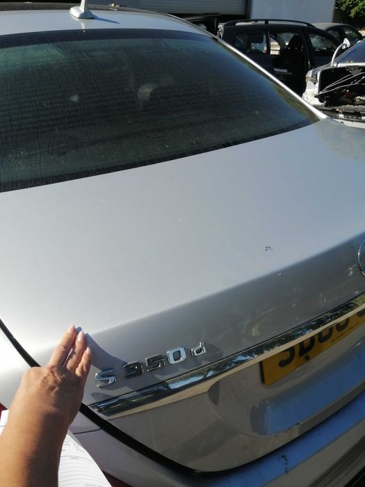 Dezmembram Mercedes S 350