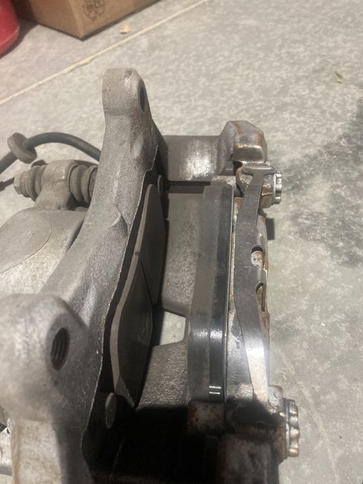 Спирачни апарати+ дискове и накладки за Ауди А6.А4.А8