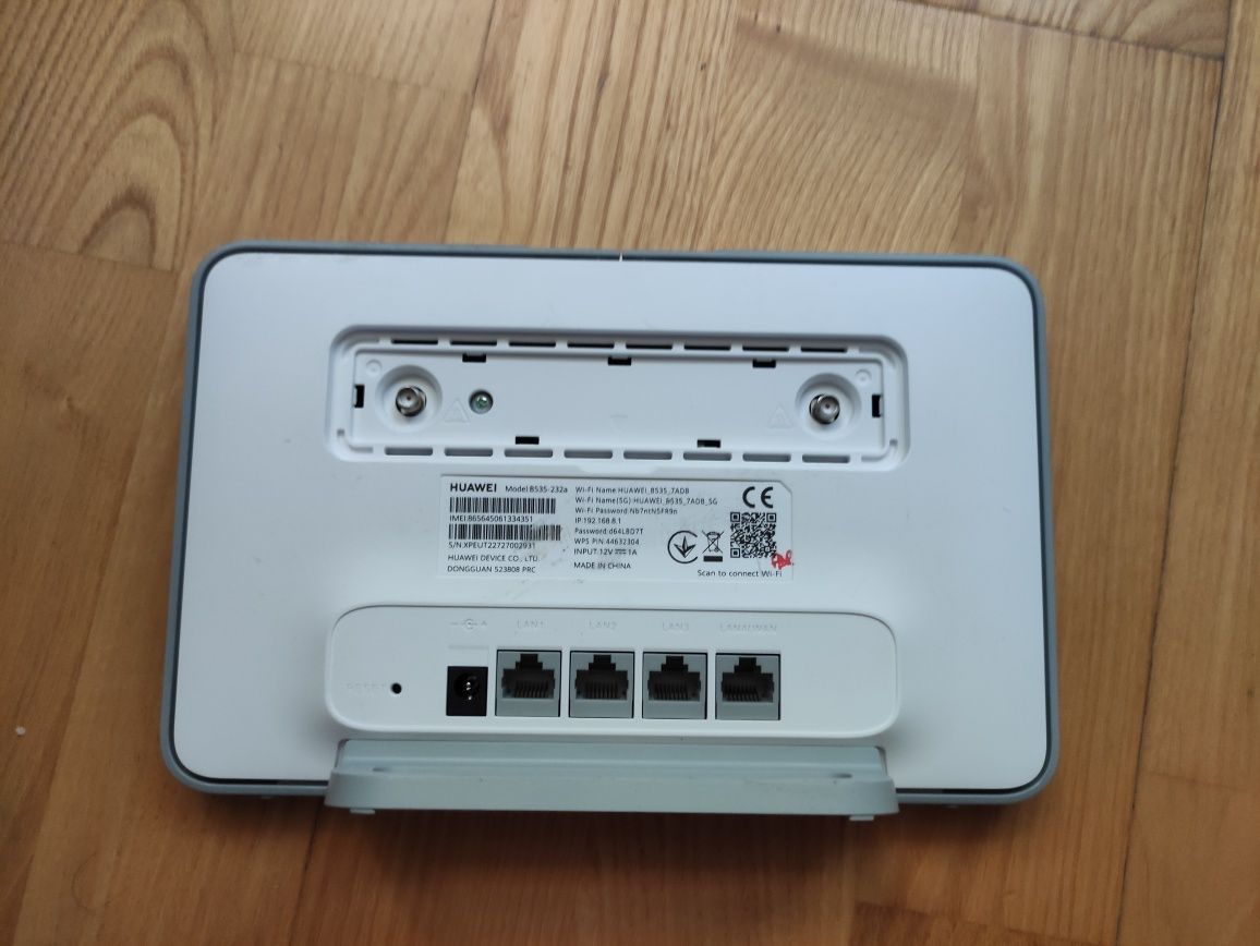 Modem Router wireless  decodat 4G ,pt camere