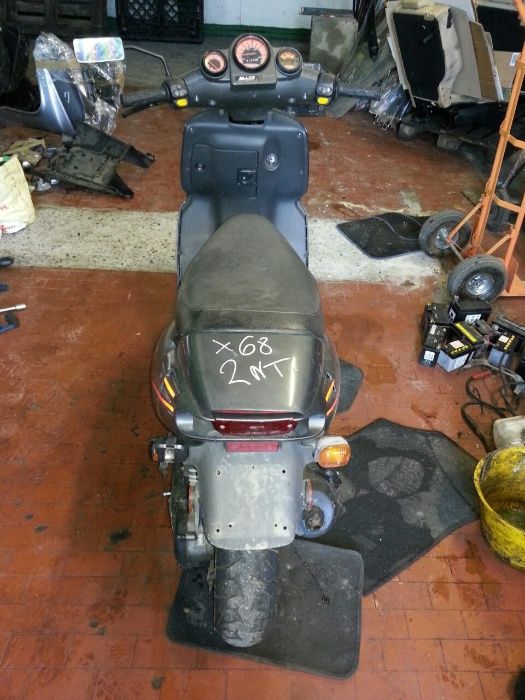 Malaguti-F12-50-На части