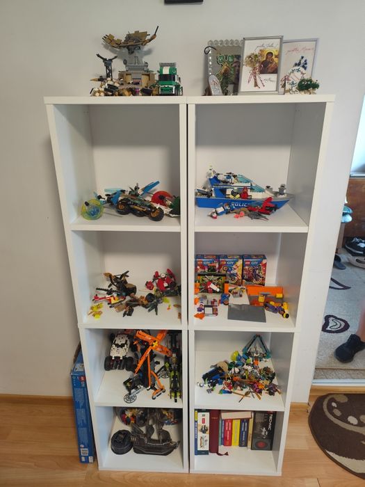 Multiple seturi de lego