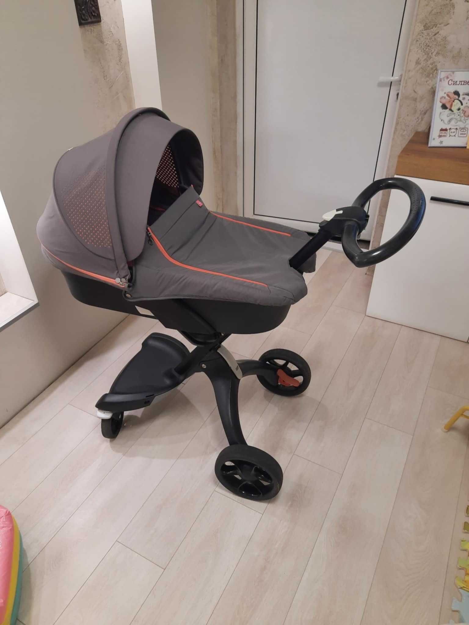 Бебешка количка Stokke