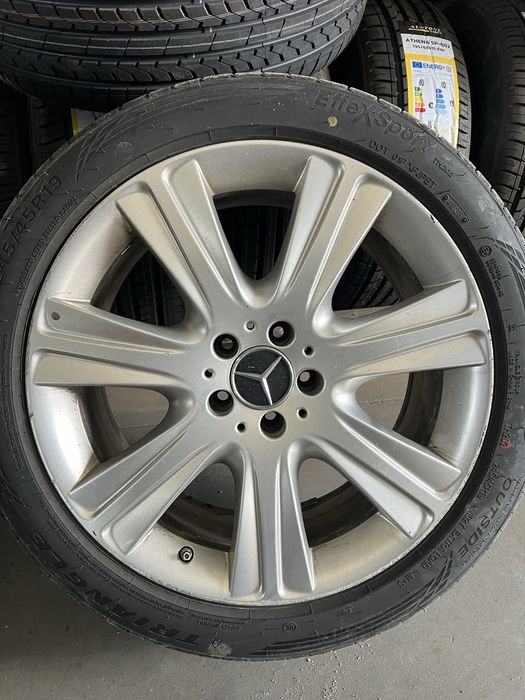 Jante mercedes r19 r18 se potrivesc pe mai multe modele