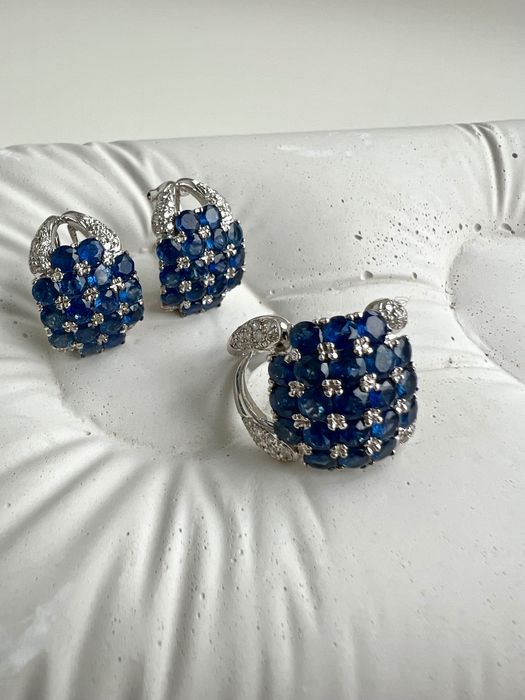 Комплект Италия 750 золото • сапфиры 12.1ct • бриллианты 0.93ct