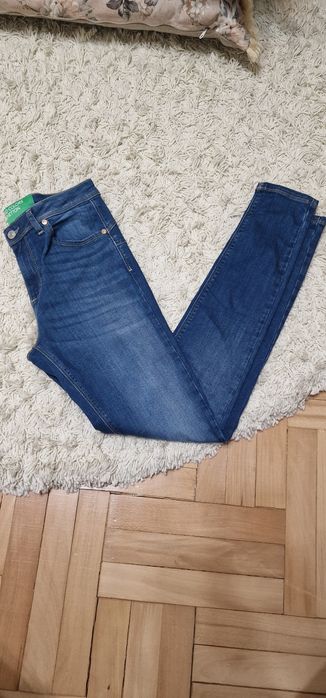 Blugi femei United Colors of Benetton