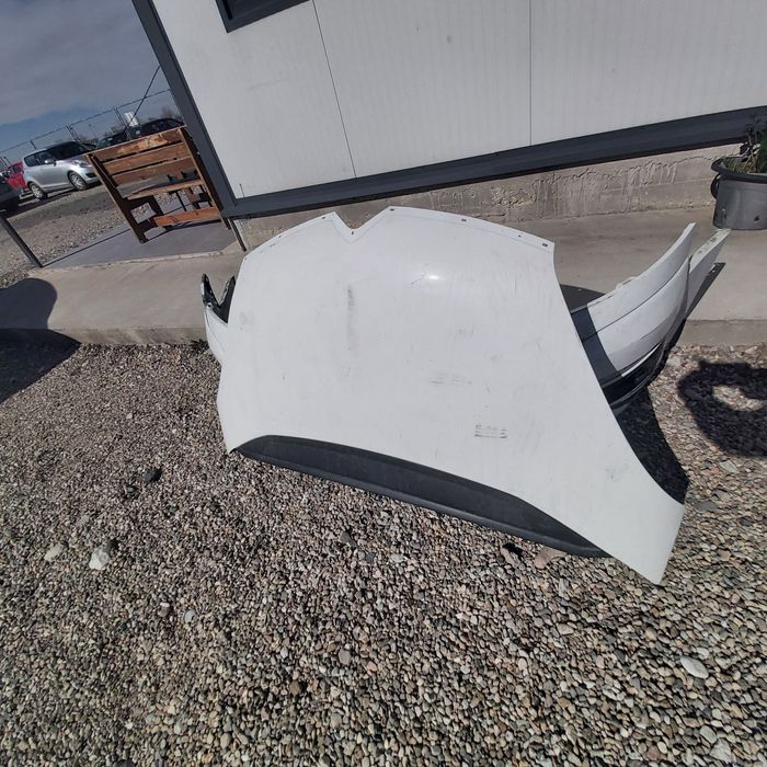 Предeн капак С4 Пикасо 2006-2011 оборудвана