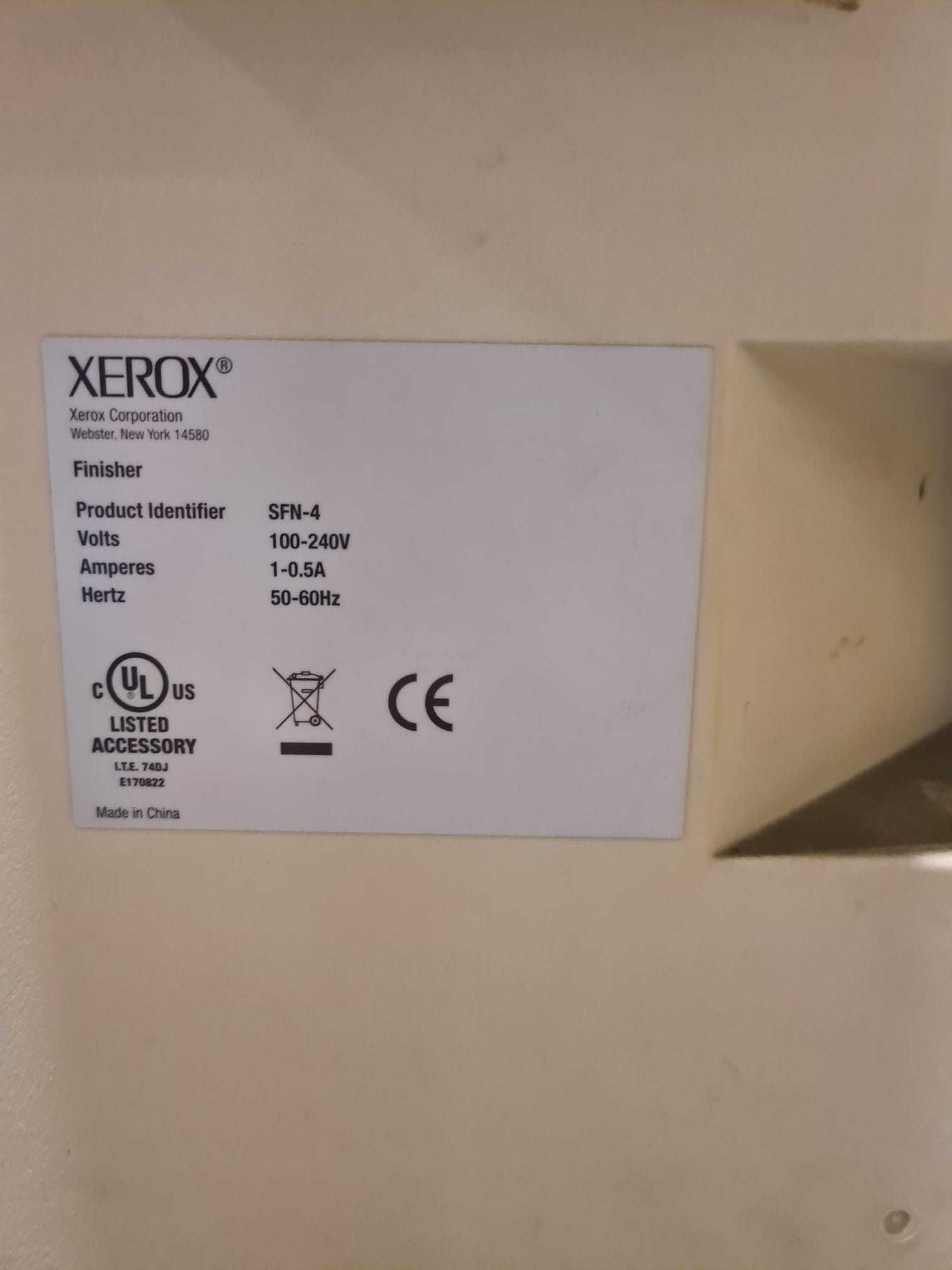 Finisher copiator Xerox SFN 4 pentru copiator Xerox - Sorter - 290 lei