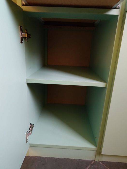 Шкаф за кухня или трапезария