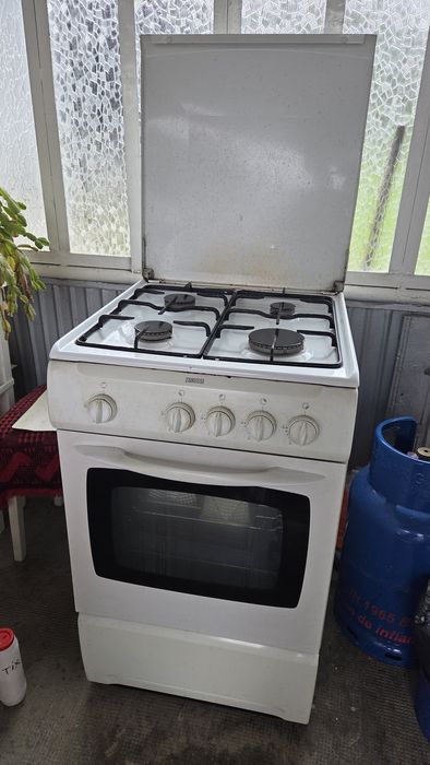 Vand aragaz Zanussi