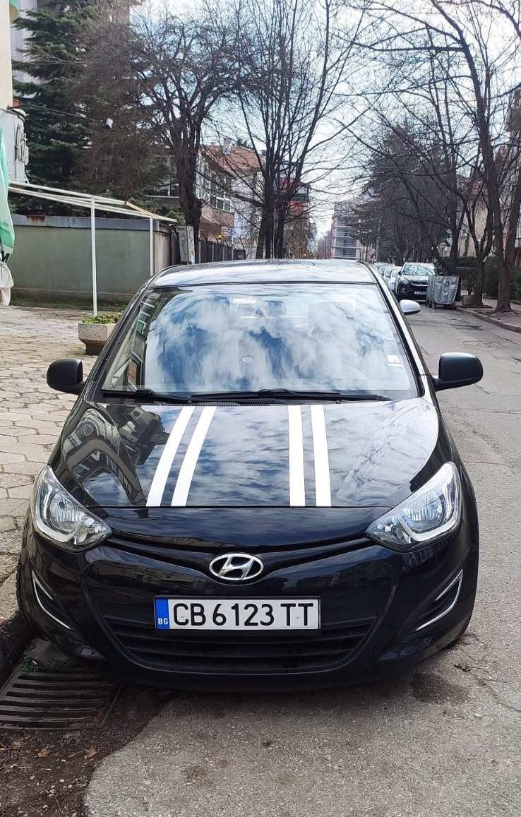 Продавам Hyundai i 20