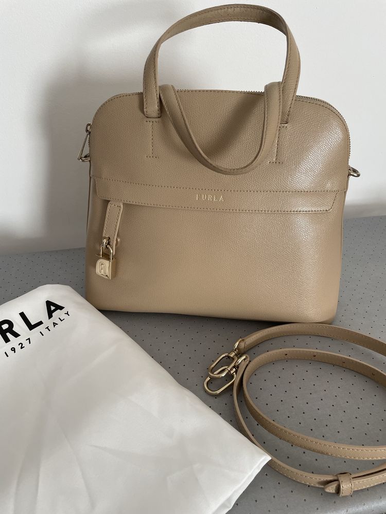 Чанта Furla, бежова