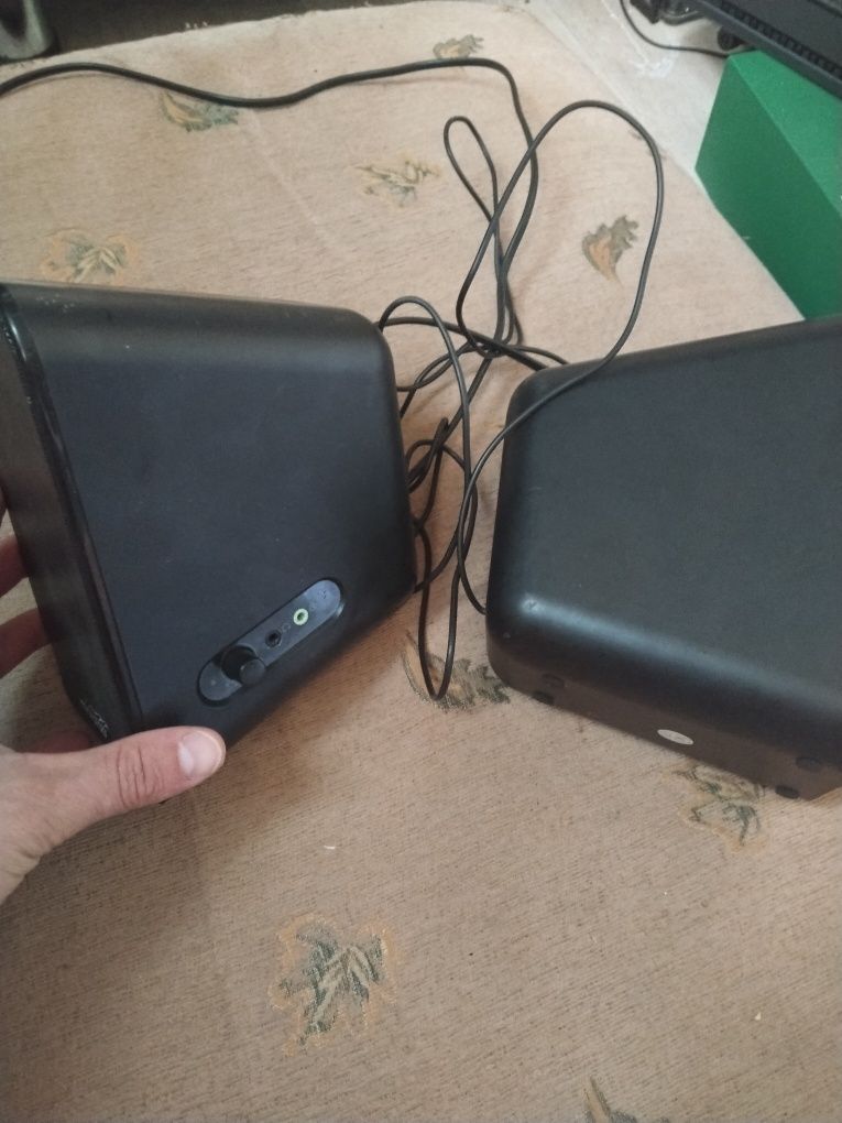 Продам колонки Microlab
