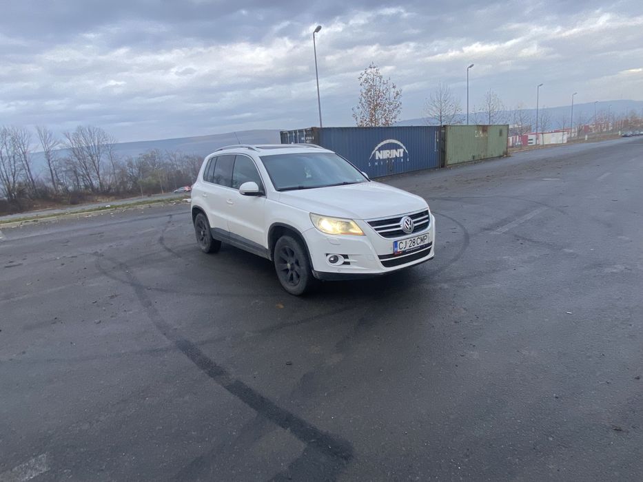 Vand tiguan 2.0 diesel sau schimb