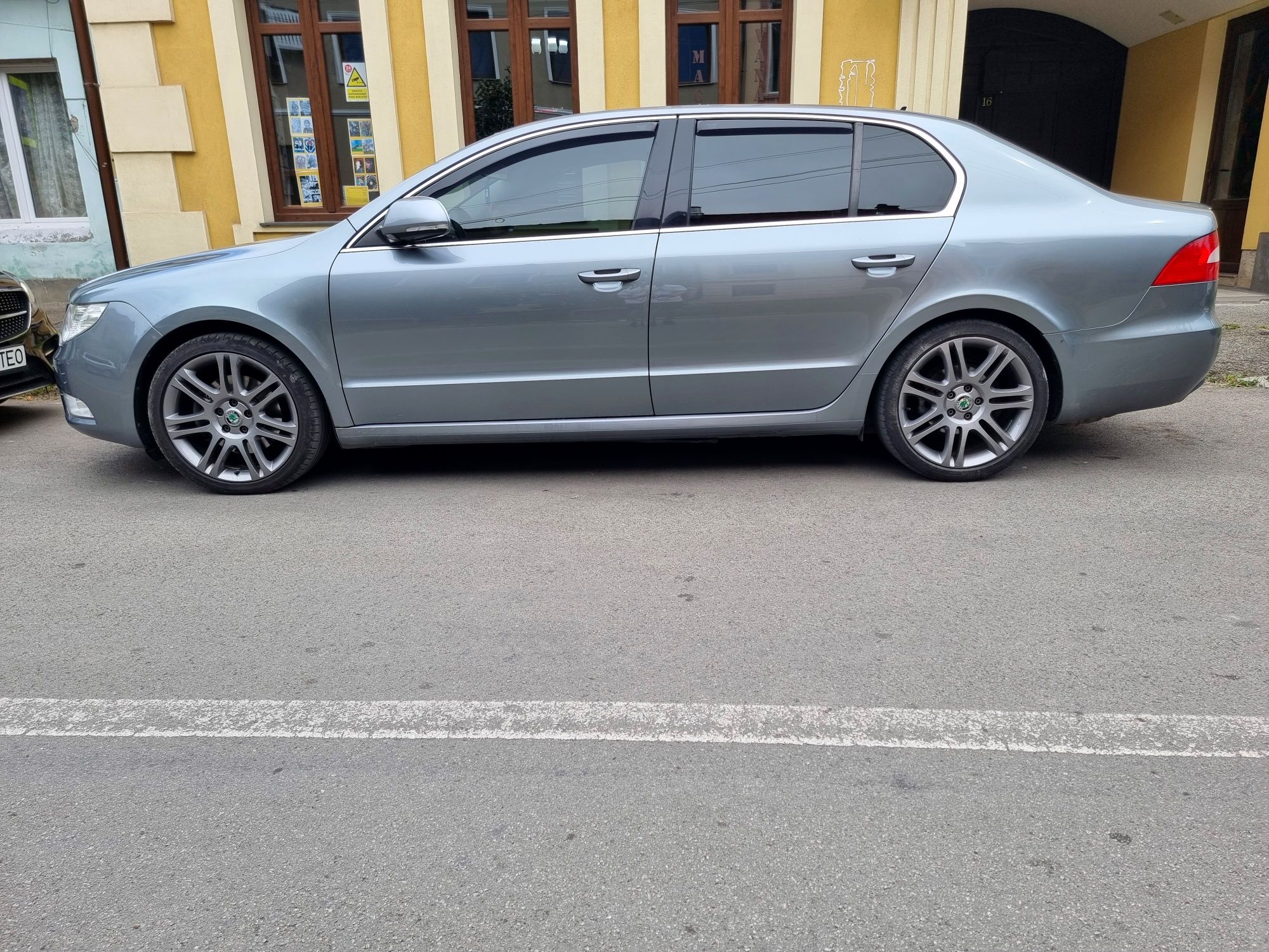 Skoda Superb 2010