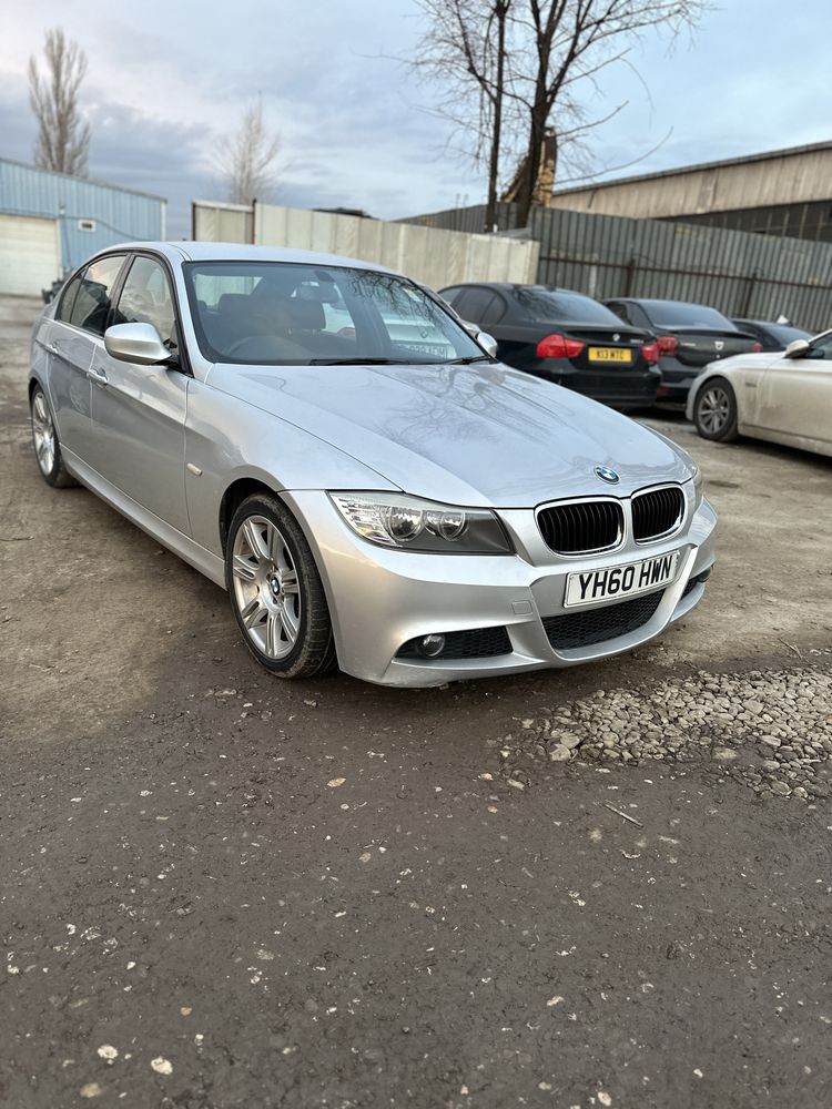 Capota aripa trager far Bmw e90 e91