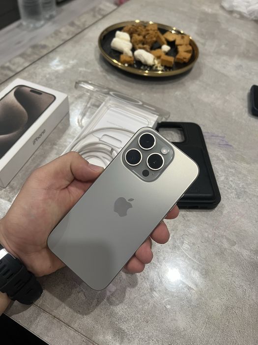 Iphone 15 pro в идеальном сост